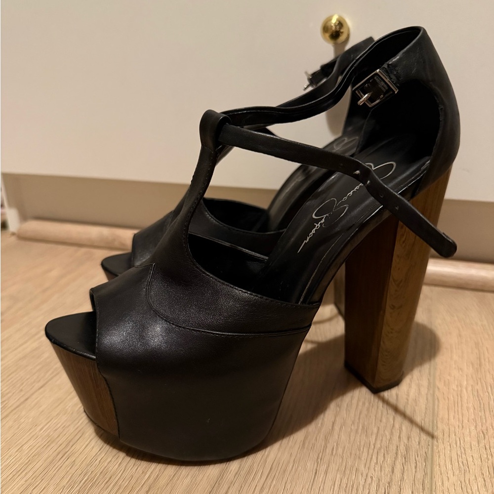 Jessica Simpson Black Platform Heels with T-Strap